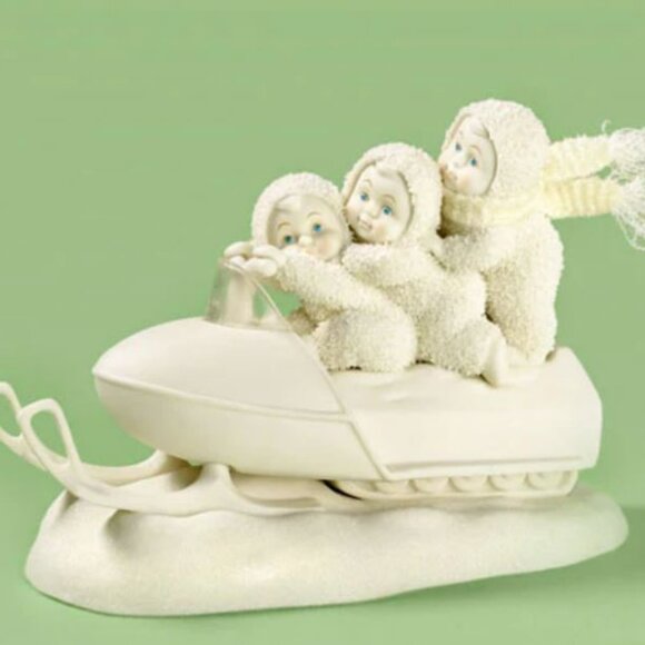 Collection of 10 Snowbabies - Picture 7 of 10